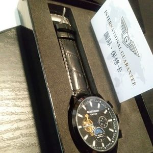 Mens Automatic Wrist WATCH.